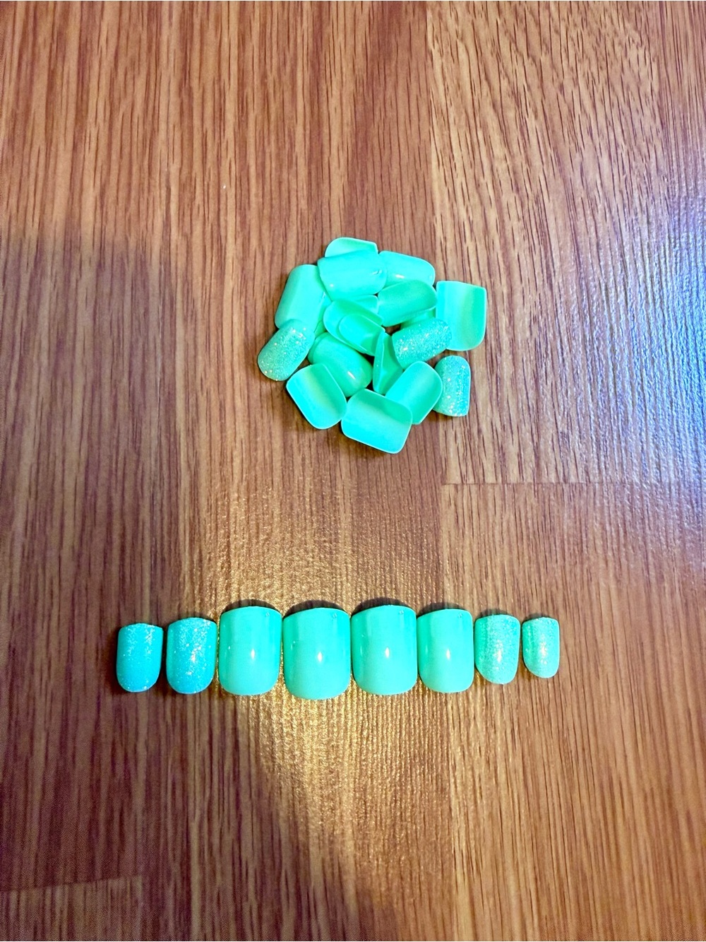 Aquamarine Press-On Nail Set with Sparkle Accent Nails.